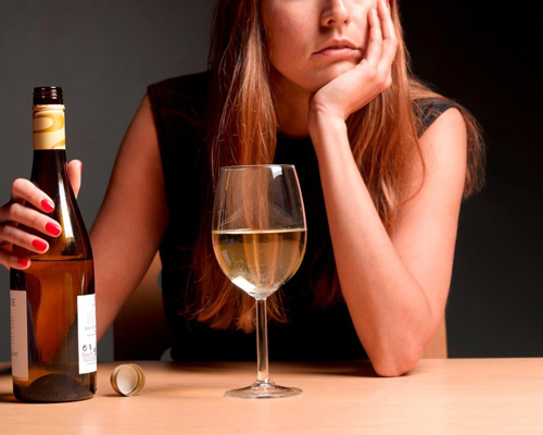 Анонимное лечение женского алкоголизма в Зарайске